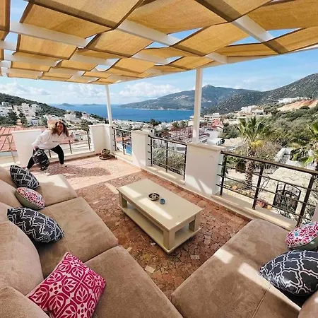Villa Gemelli Spectacular Views 5 Sleeps 10